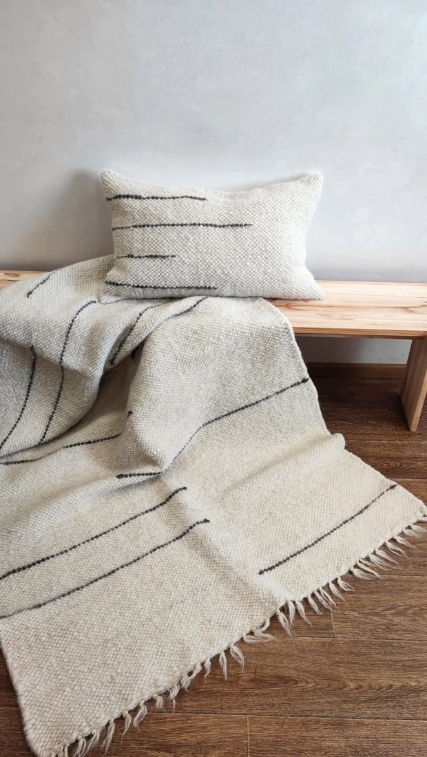 Strypa pillow