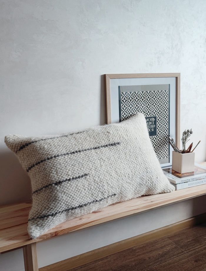 Strypa pillow