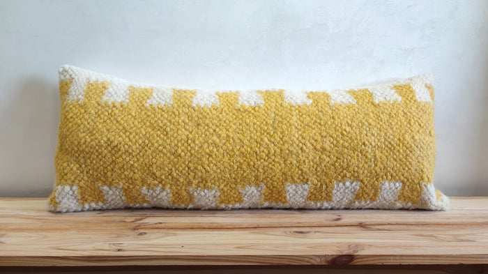 Murafa lumbar pillow