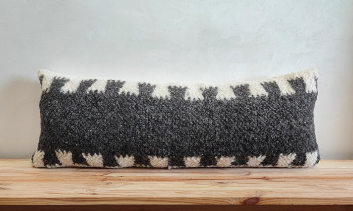 Murafa lumbar pillow