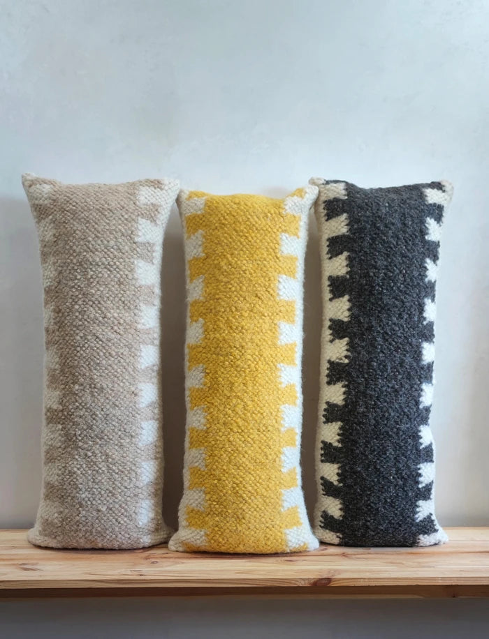 Set of decorative Murafa wool pillows with geometric ornament