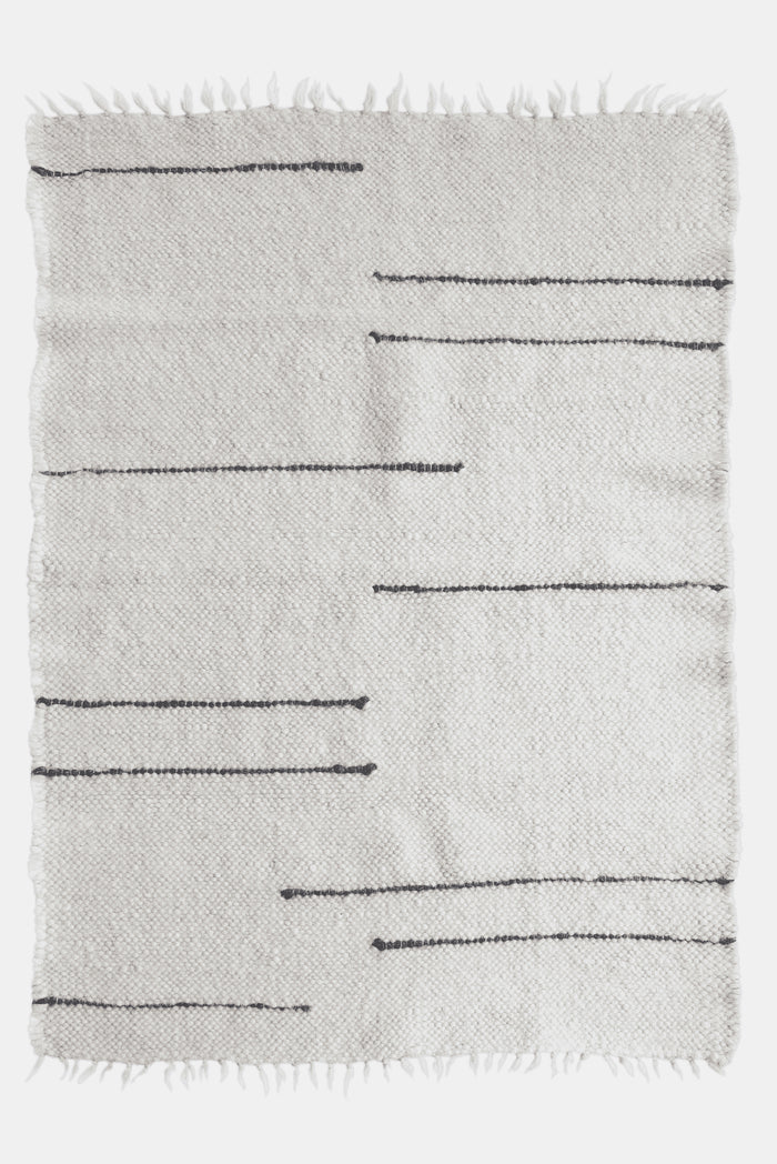 Strypa rug
